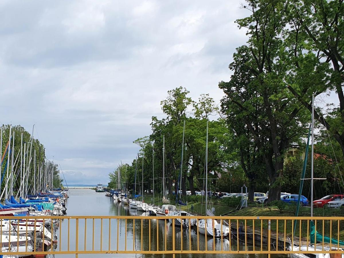 Fagreci Vila Balatonmáriafürdő Exterior foto